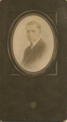 Unknown man, taken at Link Studio in Centerville, IA. CA 1920-30? (Submitted by Mary Martin)